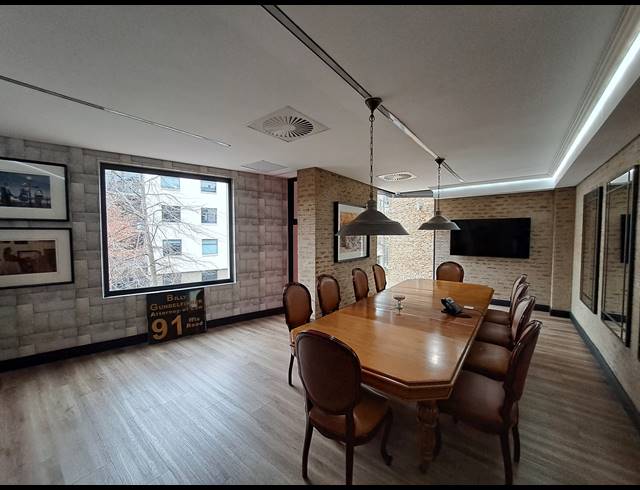 335M² OFFICE FOR SALE IN MELROSE ARCH